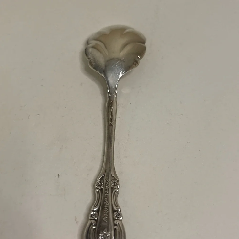 Vintage Silver Plated Spoon & Butter Knife Mixed Flatware Lot of 5